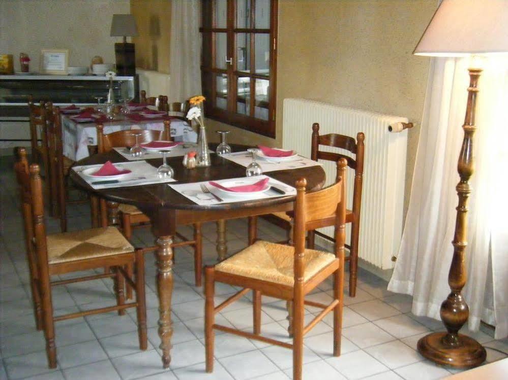 Relais La Fleur Maisonnay Bagian luar foto